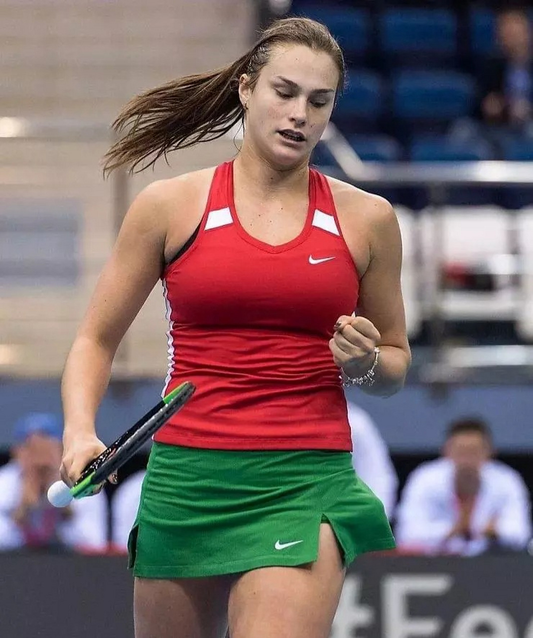 更是整个球 更是整个球