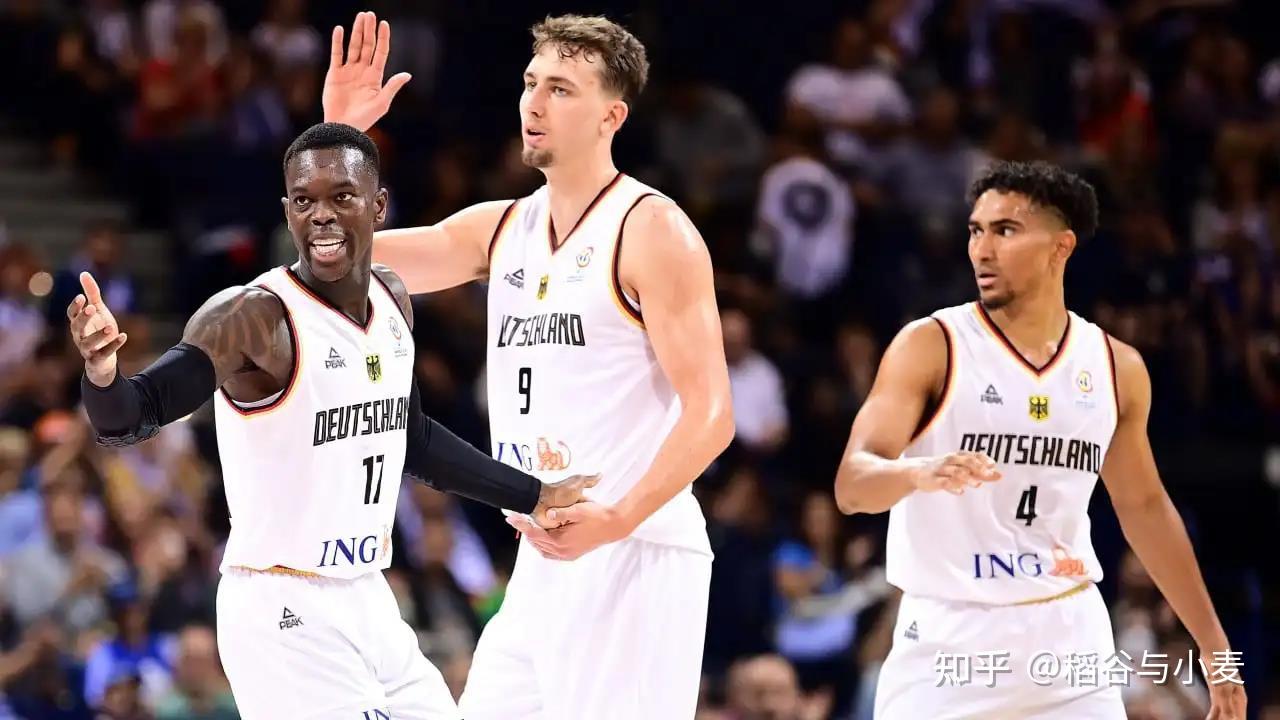 列车乘警们 列车乘警们